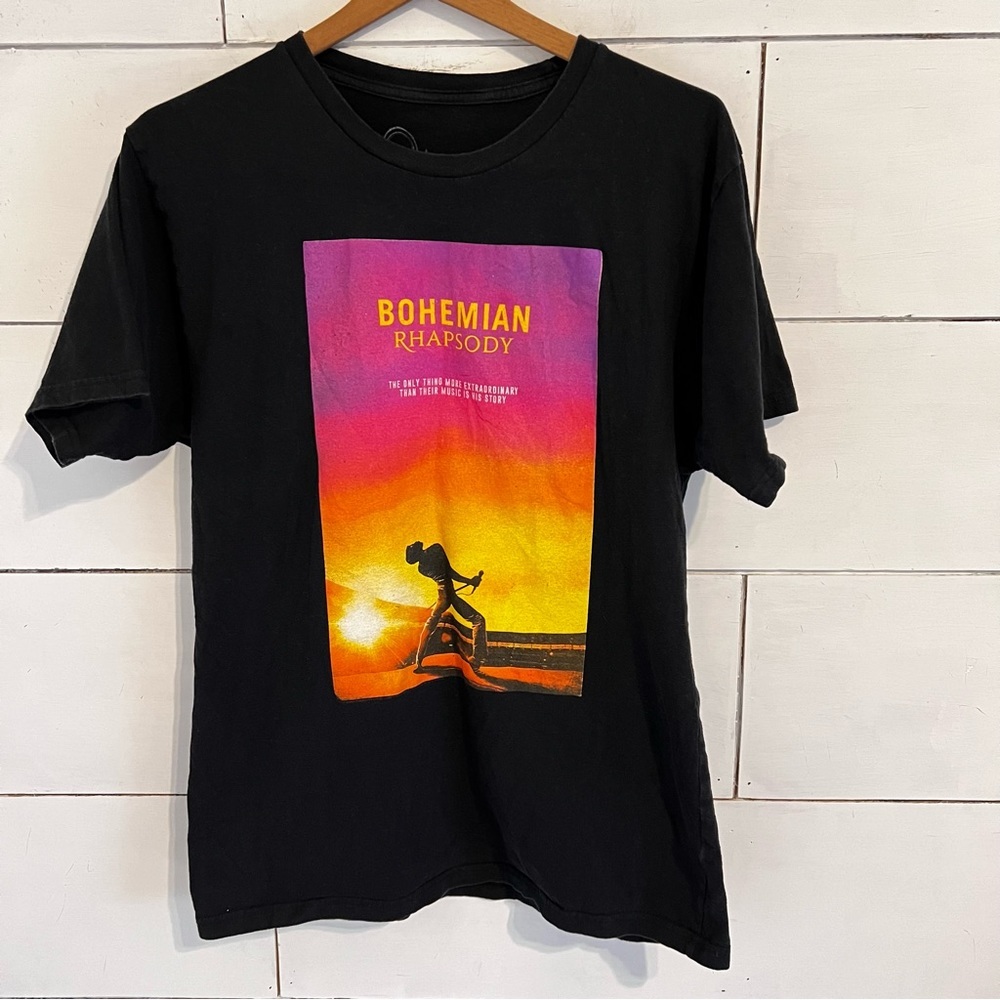 Queen Bohemian Rhapsody Short Sleeve Tee Shirt. Size Large.
